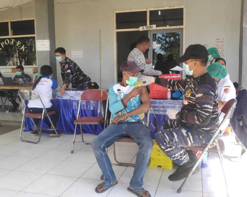 Serbuan Vaksin Lanal Maumere Terus Berlanjut
