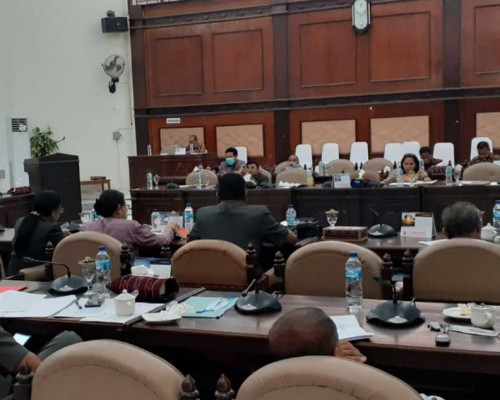 Banggar DPRD Soroti Kinerja Pol PP Sikka