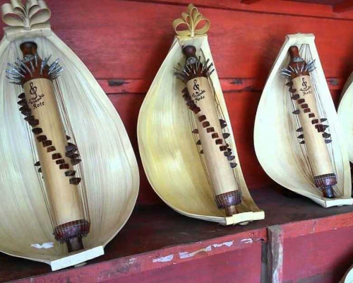 Wagub NTT Sampaikan Dua Kabar Gembira