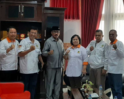 Tuntut Percepatan PAW Dewan Kota