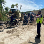 Polres Kupang Perlancar Arus Jalan di Takari