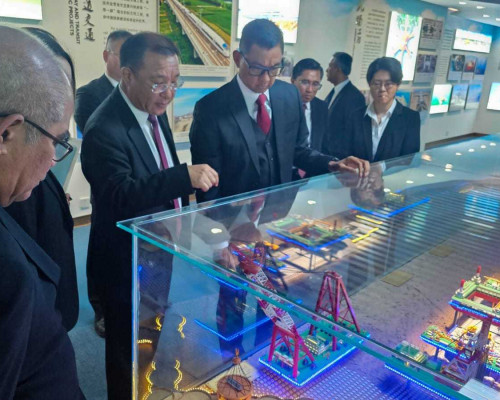 PLN Teken Kerja Sama Pengembangan EBT dengan EPC di Beijing