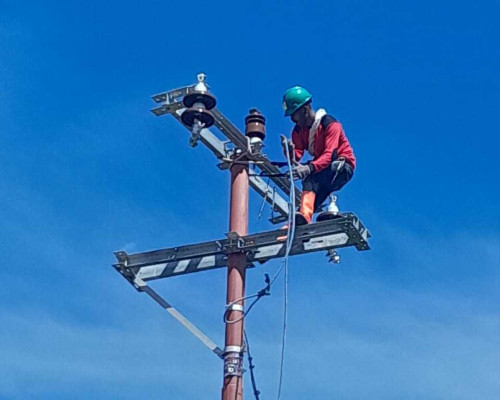 DPRD Dukung Pengembangan Energi Panas Bumi Ulumbu