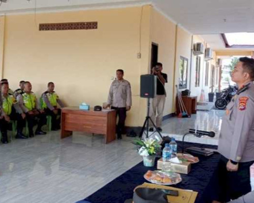 Bhabinkamtibmas Harus Bijak Selesaikan Masalah di Masyarakat