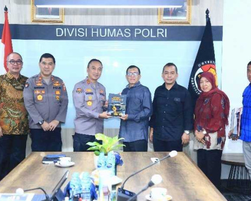 Humas Mabes Polri Bertemu PWI