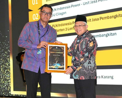 PLN Pecah Rekor Borong 20 Proper Emas KLHK 2023