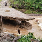 Banjir, Jembatan di Amfoang Putus