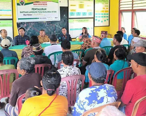 Warga Golo Bilas Terima Kompensasi Lahan di Jalur Transmisi 70 kV PLTMG Flores