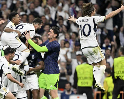 Luka Modric, Antara Bertahan dan Pergi