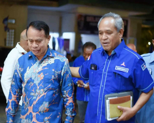 Pilwalkot Kupang, Alex Foenay Bicara Peluang Diusung Demokrat