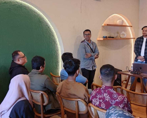Dorong UMKM Naik Kelas, PLN Peduli Beri Pelatihan Social Media Marketing Pasar Digital