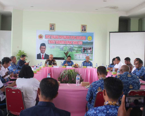 Penjabat Bupati Kupang Minta Pengawasan Pupuk Subsidi Diperketat