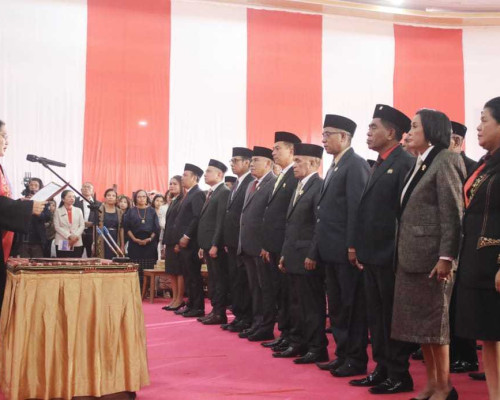 35 Anggota DPRD Kabupaten Kupang Periode 2024-2029 Resmi Dilantik 