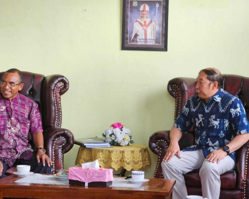 PLN Perkuat Pendekatan Sosial Budaya dalam Pengembangan PLTP Ulumbu Unit 5-6 Pocoleok 