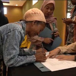 Senyum Para Pemilik Tanah Terima Ganti Kerugian PLTP Ulumbu 5-6 Jelang Natal