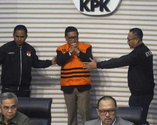Hasto Ditahan, KPK RI Disebut Sebagai Alat Politik Balas Dendam 