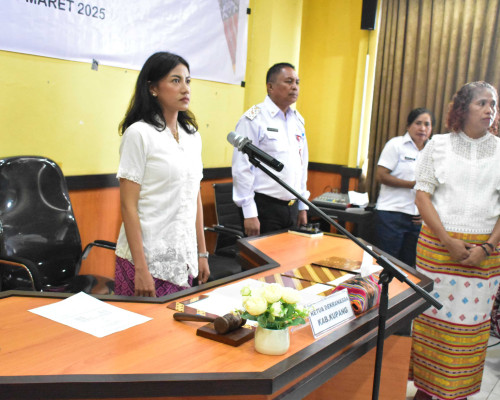 Aurum Titu Eki Resmi Dilantik Menjadi Ketua Dekranasda Kabupaten Kupang