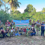 Poktan Nubahaeraka Sekitar Kawasan Pembangunan PLTP Atadei Panen Bersama Kacang Tanah