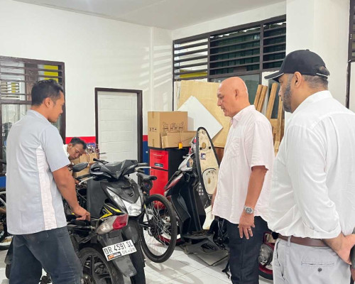 Sheffield Education Group Australia Lirik Bengkel Konversi Kendaraan Listrik SMKN 3 Mataram