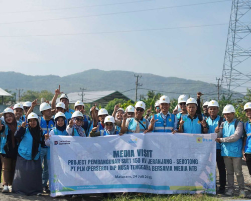 PLN UIP Nusra Ajak Wartawan NTB Tinjau Pembangunan SUTT 150 KV Jeranjang-Sekotong