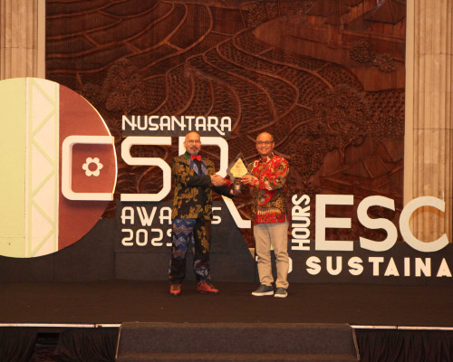 PLN UIP Nusra Sambet Penghargaan Nusantara CSR Awards 2025 