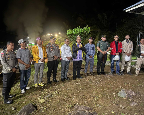 Dialog dengan Warga Sekitar PLTP Ulumbu, Gubernur NTT: Orang NTT Patut Bangga dengan Geothermal
