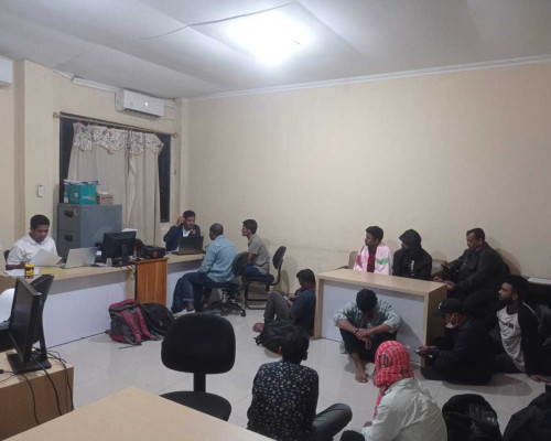 Polda NTT Gagalkan Penyelundupan WN Bangladesh ke Australia