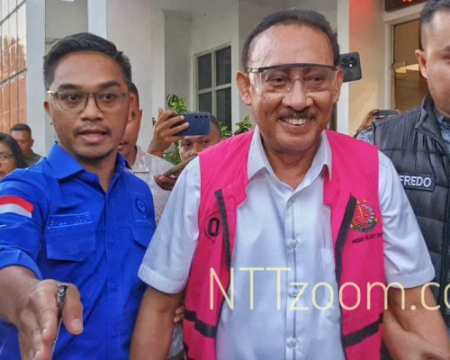 Usai Diperiksa, Mantan Wali Kota Kupang Jonas Salean Resmi Ditahan Kejati NTT