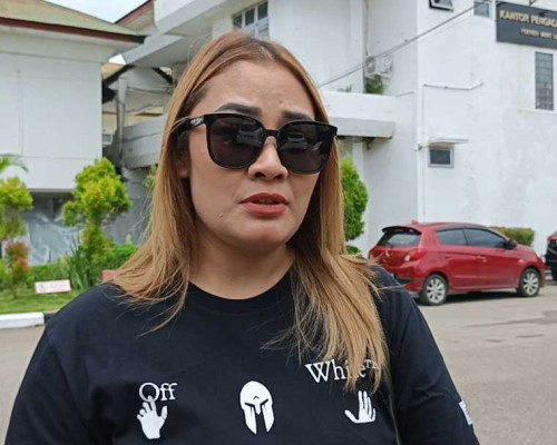 3 Tahun Mandek, 3 Kali Datangi Kejati NTT, Istri Anggota DPRD Kota Kupang Desak P21