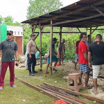 Aksi Cepat Polisi Bantu Warga Usai Bencana Angin Kencang di Kupang