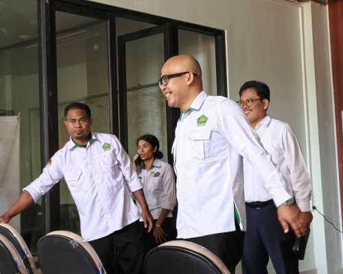 ‎Kasus Dosen Viral, Rektor IAKN Tutup Pintu untuk Media