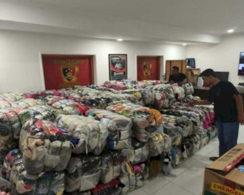 Penyelundupan Thrifting Digagalkan, Mobil Fortuner dan 157 Ballpress Disita