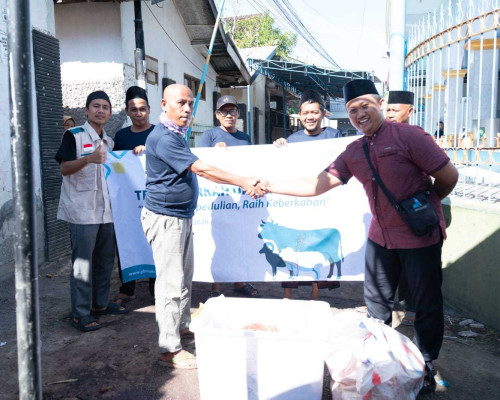 18 Sapi dan 9 Kambing, Kurban PLN UIP Nusra Jangkau Tiga Pulau