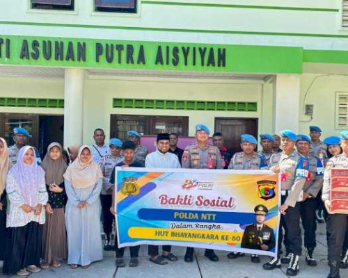 Bidpropam Polda NTT Salurkan Bantuan untuk Anak Panti