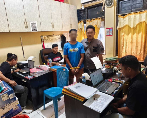 ‎Tikam Dua Korban, Pria Mabuk Ditangkap Polisi di Depan Oosten Cafe