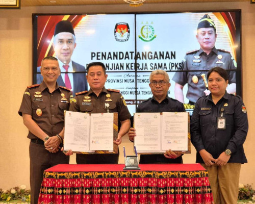 ‎Kejati NTT dan KPU NTT Teken PKS Penguatan Penyelenggaraan Pemilu