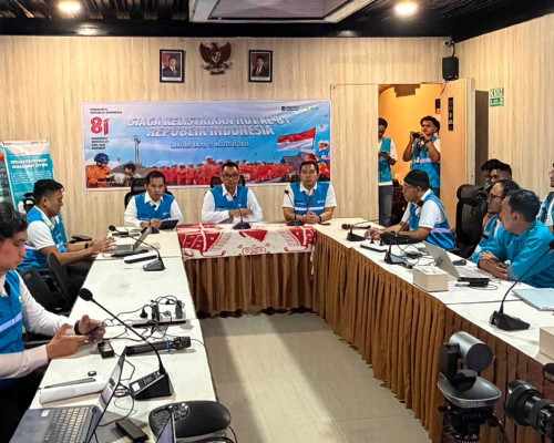 ‎PLN Pulihkan Listrik Flores Pascagempa